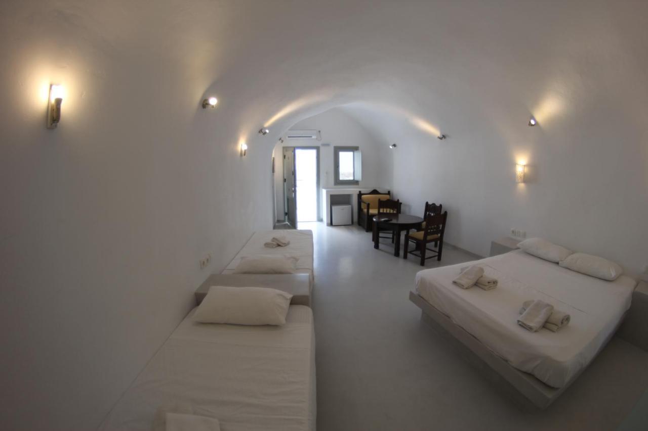 Fira Getaway - Economy Basement Rooms Esterno foto